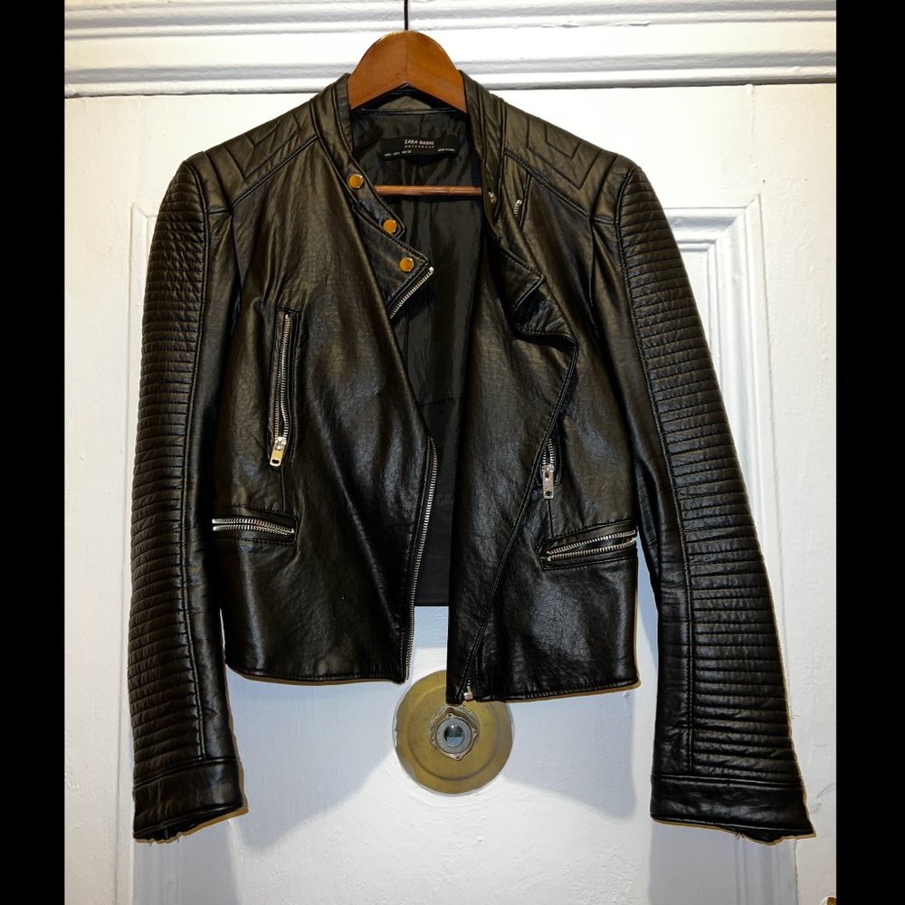 Zara Women's Faux Leather Ribbed Moto Jacket - large